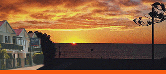 watch the sun rise over Hawke Bay, New Zealand
